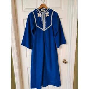Vintage blue fleece Vassarrette robe size petite